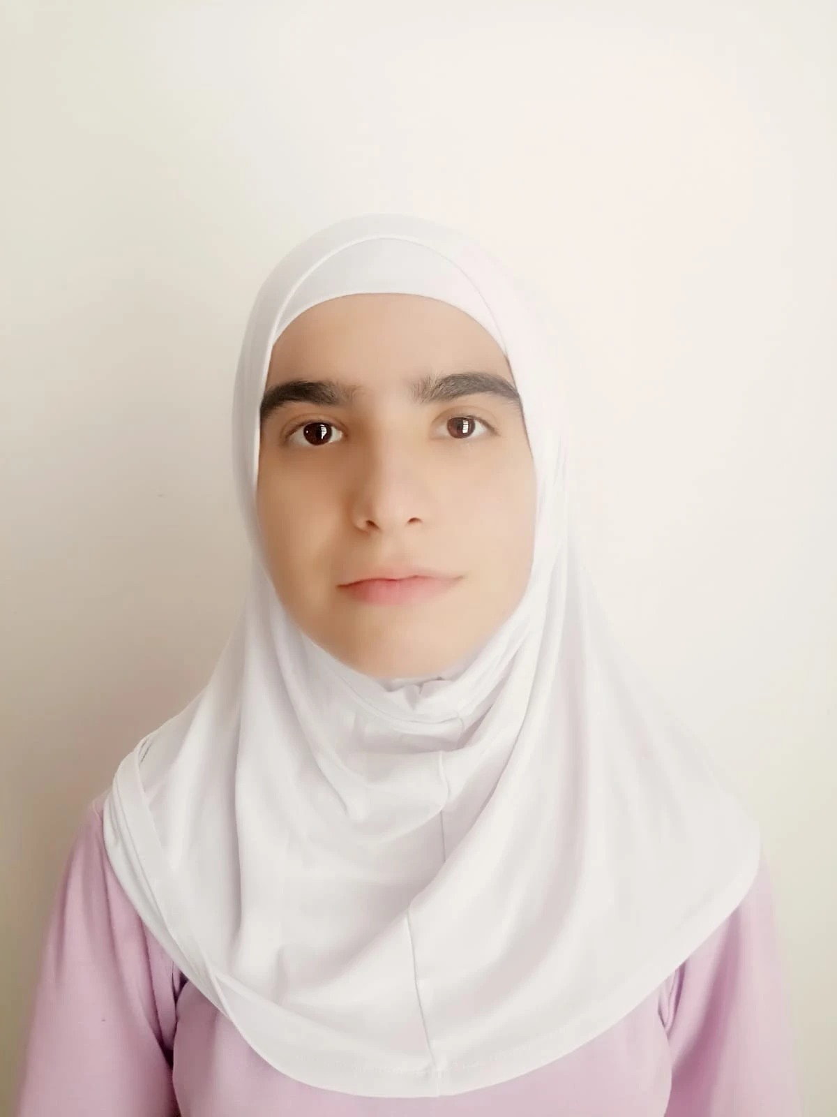 زينة طارق حسين